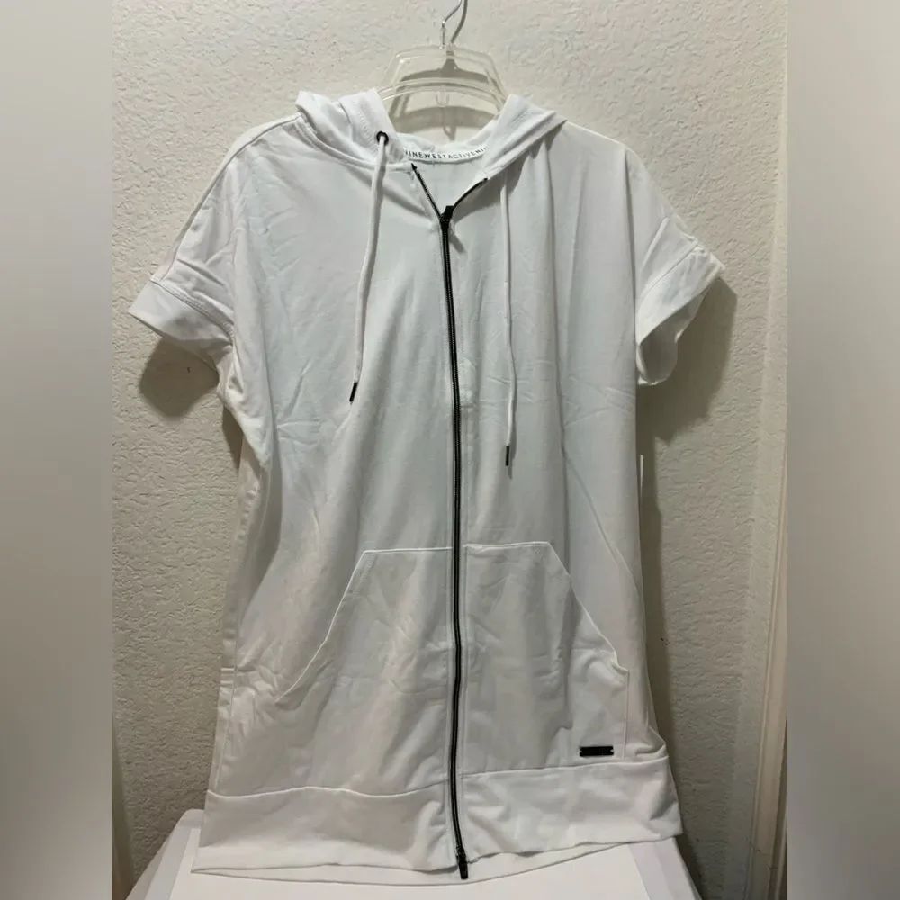 Nine West Active Hoodie Top  white zipper  size M NWT